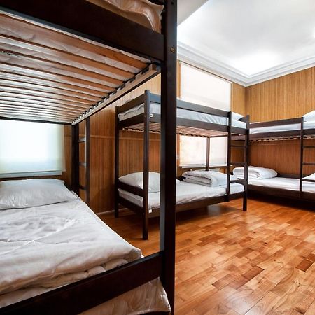 Pallet Hostel Kiev Esterno foto