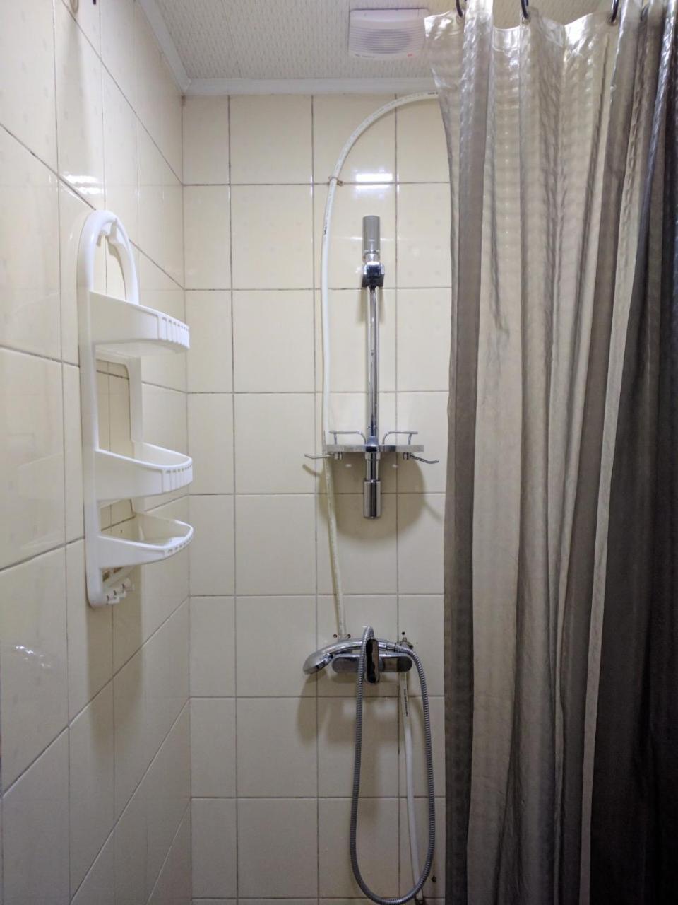 Pallet Hostel Kiev Esterno foto